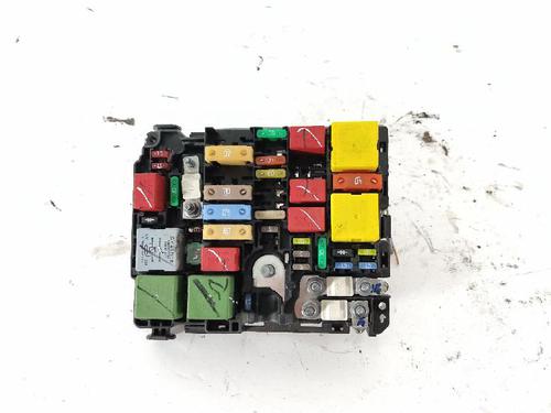 Used Fuse box Fuse box 36882111 36882111