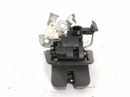 Used Tailgate lock AUDI A4 B8 (8K2) 2.0 TDI (143 hp) 27426733