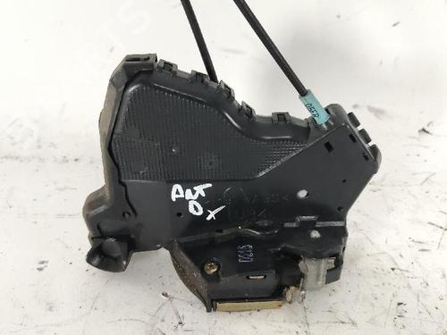 Used Front right lock TOYOTA COROLLA (_E12_) 1.4 D (NDE120_, NDE120R) (90 hp) 27424922
