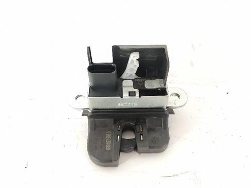 Used Tailgate lock VW POLO V (6R1, 6C1) 1.4 (6R1) (85 hp) 27432989