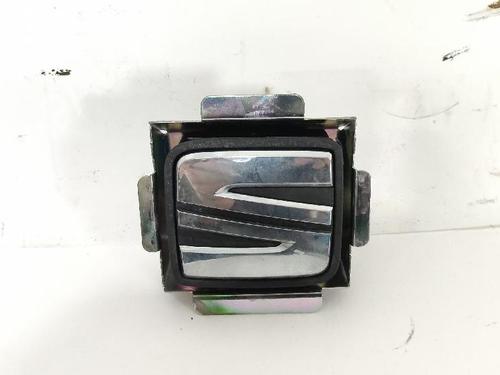 Used Tailgate handle SEAT IBIZA IV (6J5, 6P1) 1.2 (70 hp) 28804381