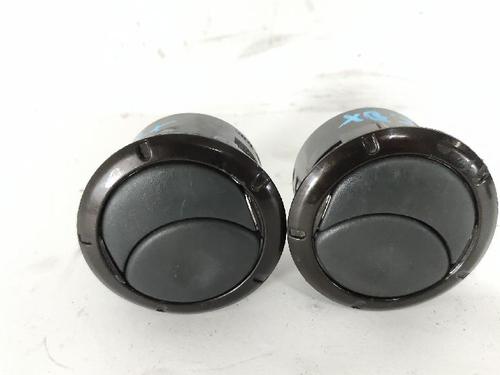 Used Air vent Air vent DACIA DUSTER (HS_) 1.5 dCi 4x4 (HSMC, HSMD) (110 hp) 28689119 28689119