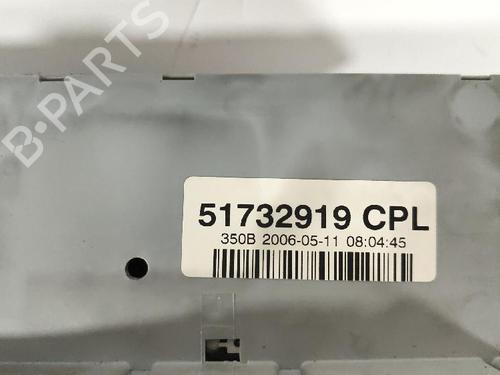 Fuse box LANCIA MUSA (350_) 1.3 D Multijet (350.AXB11, 350.AXB1A) | BP27421414E1 - Image 3