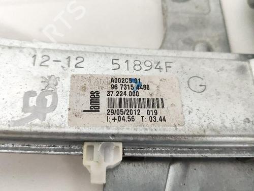 Front left window mechanism PEUGEOT 208 I (CA_, CC_) 1.2 VTI 82 | BP27428801C22