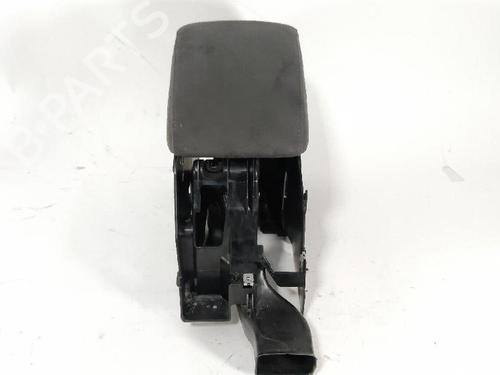 Used Armrest / Center console VW GOLF PLUS V (5M1, 521) 2.0 FSI (150 hp) 27413012