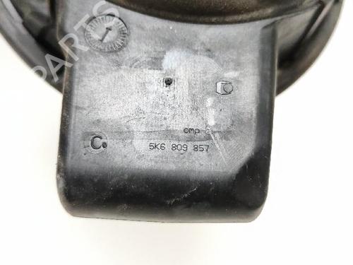 Fuel flap VW GOLF PLUS V (5M1, 521) 1.4 TSI | BP28620293C131 