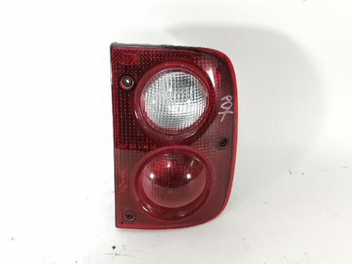 Used Right taillight LAND ROVER FREELANDER I (L314) 2.0 Td4 4x4 (112 hp) 31064375