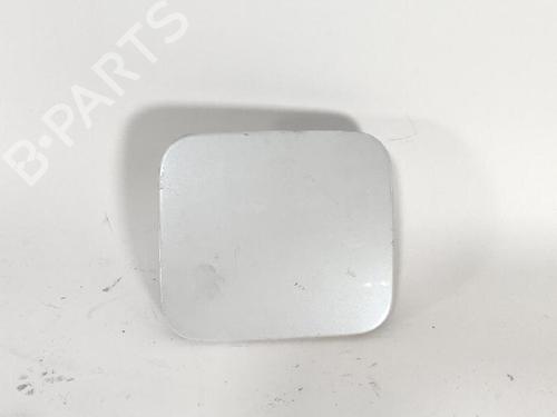 fuel-flap-suzuki-jimny-closed-off-road-vehicle-sn-1998-27414327 main image