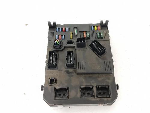 Used Electronic module Electronic module PEUGEOT 1007 (KM_) 1.4 (75 hp) 27431387 27431387