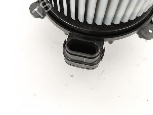 Heater blower motor SUZUKI SWIFT V (AZ) 1.0 SHVS (A2L310) | BP40524203M62 - Image 2