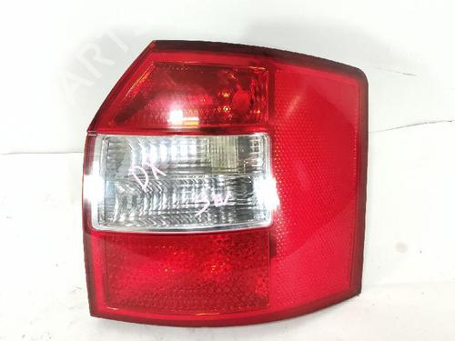 Used Right taillight AUDI A4 B7 (8EC) 1.6 (102 hp) 31125664