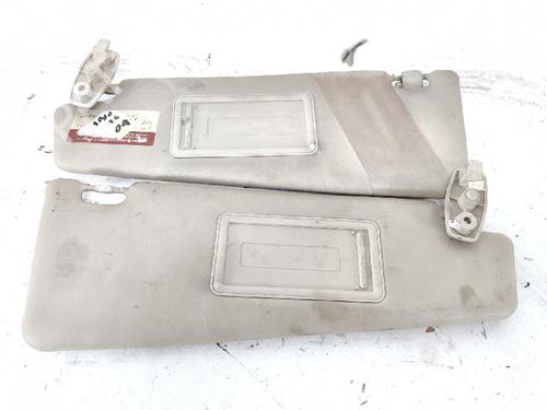 Used Left sun visor Left sun visor LANCIA MUSA (350_) 1.3 D Multijet (350.AXB11, 350.AXB1A) (70 hp) 33263223 33263223