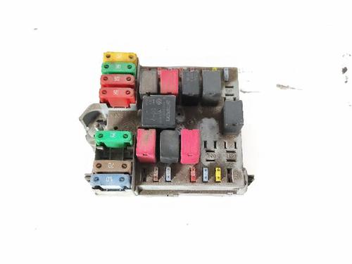 Used Fuse box Fuse box FIAT STILO (192_) 1.2 16V (192_XA1B) (80 hp) 35774889 35774889