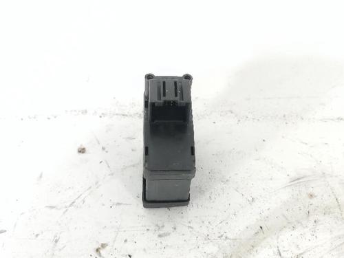 Switch AUDI Q5 (8RB) 2.0 TDI quattro | BP27429774I30