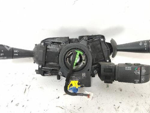 Used Steering column stalk DACIA SANDERO II TCe 90 (B8M1, B8MA, B8AC) (90 hp) 27427579
