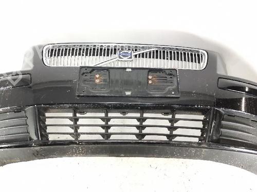 Used Front bumper VOLVO V50 (545) 2.0 D (136 hp) 27418912