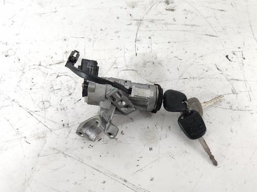 Used Ignition barrel TOYOTA YARIS (_P1_) 1.0 (SCP10_, SCP10R) (65 hp) 28351204