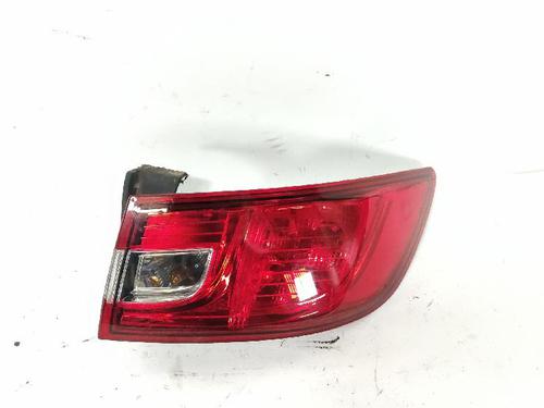 right-taillight-renault-clio-iv-bh_-2012-2013-2014-2015-2016-2017-2018-2019-2020-2021-32079732 main image