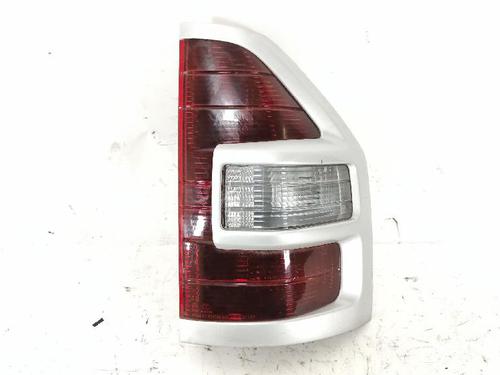 Used Right taillight MITSUBISHI PAJERO III Canvas Top (V6_W, V7_W) 3.2 DI-D (V68W, V78W) (165 hp) 31695058