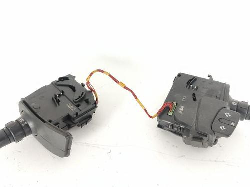 Used Steering column stalk Steering column stalk RENAULT CLIO III (BR0/1, CR0/1) 1.2 16V (BR02, BR0J, BR11, CR02, CR0J, CR11) (75 hp) 27412732 27412732