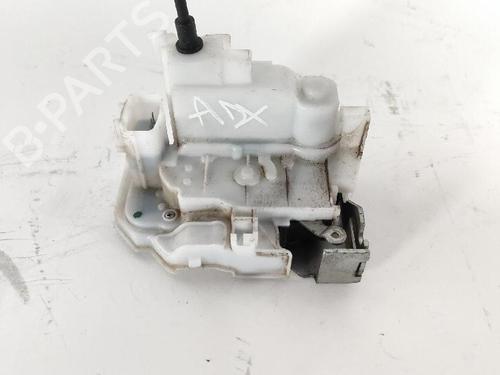 front-right-lock-fiat-tipo-hatchback-356_-357_-2016-27427920 main image