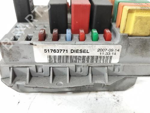 Fuse box FIAT DOBLO Box Body/MPV (223_) 1.9 JTD | BP27426747E1