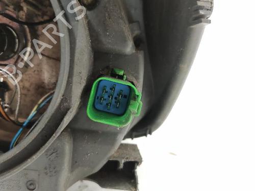 Right headlight FORD FIESTA V (JH_, JD_) 1.4 TDCi | BP27416309C29 