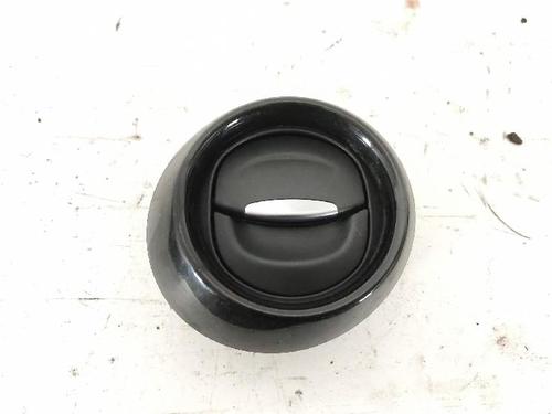 Difusor / Saída de ar RENAULT CLIO IV (BH_) 1.2 16V (73 hp) 31657121