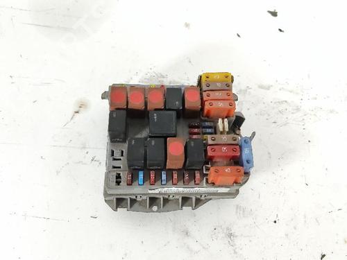 Used Fuse box Fuse box FIAT STRADA Pickup (178_, 278_) 1.3 D Multijet (278AYR1A) (95 hp) 33537014 33537014