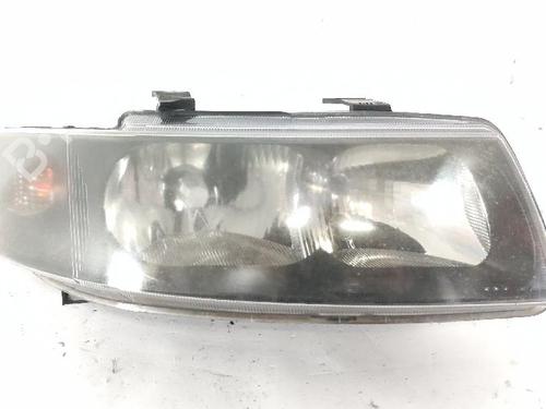 Used Right headlight Right headlight SEAT LEON (1M1) 1.6 16 V (105 hp) 28123106 28123106