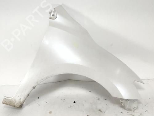 right-front-fenders-nissan-pulsar-hatchback-c13-2014-32490900 main image