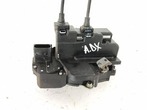Used Front right lock CHEVROLET CAPTIVA (C100, C140) 2.0 D 4WD (150 hp) 27428890
