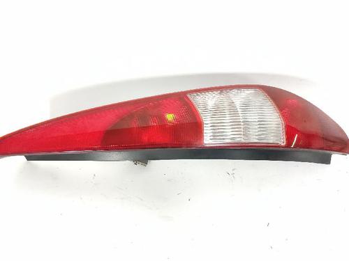 Used Right taillight FORD MONDEO III Turnier (BWY) 2.0 16V TDDi / TDCi (115 hp) 27416905