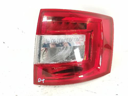 Used Right taillight SKODA OCTAVIA III Combi (5E5, 5E6) 2.0 TDI (150 hp) 31826596
