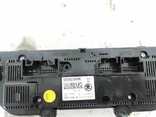 Climate control SKODA OCTAVIA III Combi (5E5, 5E6) 2.0 TDI | BP37434939I5 - Image 4
