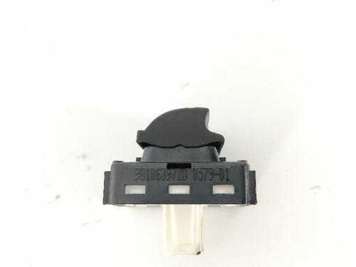 Left front window switch CITROËN C3 III (SX) 1.2 PureTech 82 | BP28449668I27 - Image 3