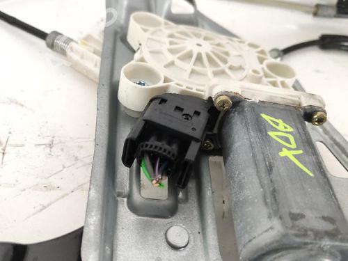 Front right window mechanism MERCEDES-BENZ C-CLASS (W203) C 220 CDI (203.006, 203.008) | BP27431405C23