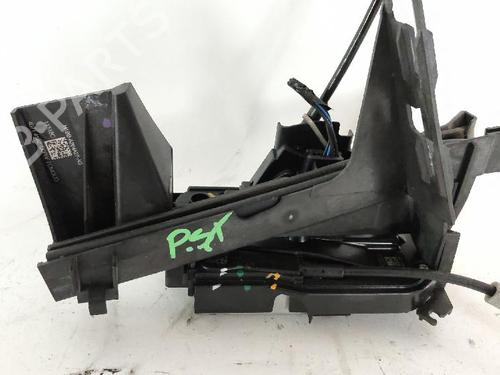 Used Rear left lock FORD FIESTA VII (HJ, HF) 1.0 EcoBoost (101 hp) 29421573