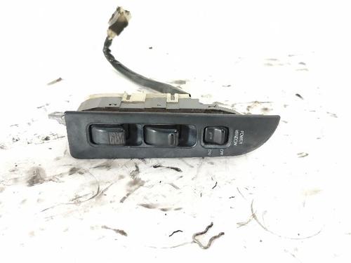 Used Left front window switch Left front window switch DAIHATSU FEROZA Hard Top (F300) 1.6 16V 4x4 (86 hp) 36154863 36154863