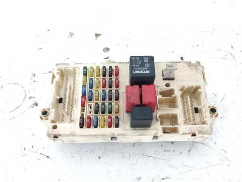 fuse-box-alfa-romeo-147-937_-2000-2001-2002-2003-2004-2005-2006-2007-2008-2009-2010-27432942 main image