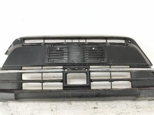 Grill Grill SUZUKI VITARA (LY) 1.4 T AllGrip (APK414) (140 hp) 32695612 32695612