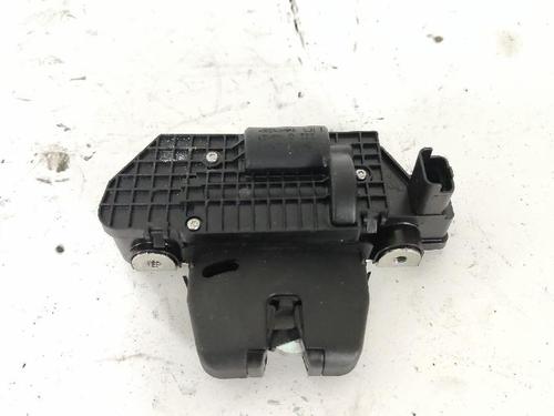 Used Tailgate lock PEUGEOT 208 II (UB_, UP_, UW_, UJ_) 1.2 PureTech 75 (75 hp) 27429444