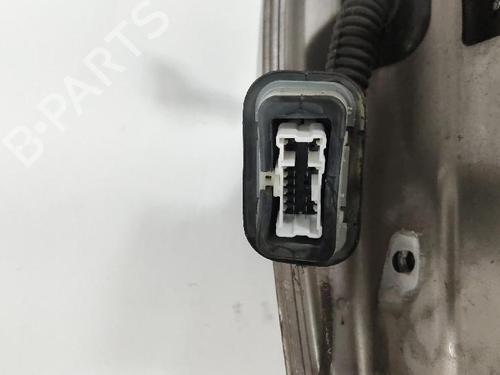 Used Right front door DACIA LOGAN MCV II 1.5 dCi (90 hp) 31579297