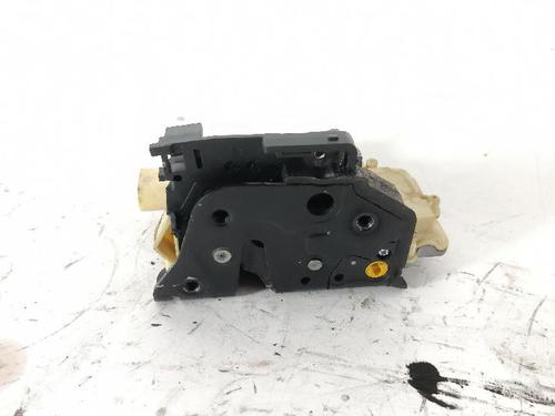 Rear left lock VW PASSAT B6 (3C2) 2.0 TDI | BP27425586C100 