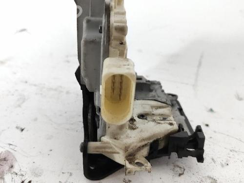 Front left lock VW PASSAT B6 (3C2) 2.0 TDI | BP27426784C98 