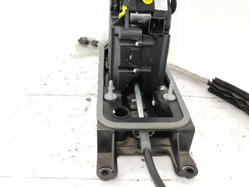 Gear lever AUDI A3 (8V1, 8VK) 1.6 TDI | BP36107312M90 - Image 5