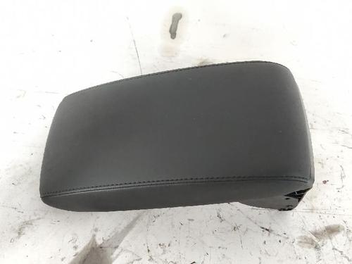 Used Armrest / Center console Armrest / Center console SUZUKI VITARA (LY) 1.4 T AllGrip (APK414) (140 hp) 32659025 32659025