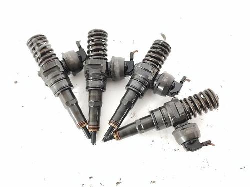 Used Injector AUDI A3 (8P1) 2.0 TDI (140 hp) 29934363