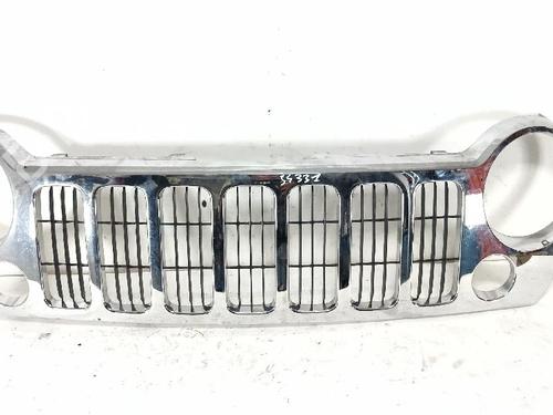 Used Grille Grille 38615916 38615916