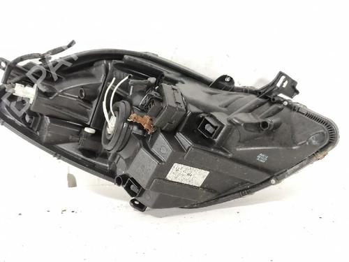 Left headlight TOYOTA YARIS (_P9_) 1.4 D-4D (NLP90_, NLP90R) | BP32203249C28